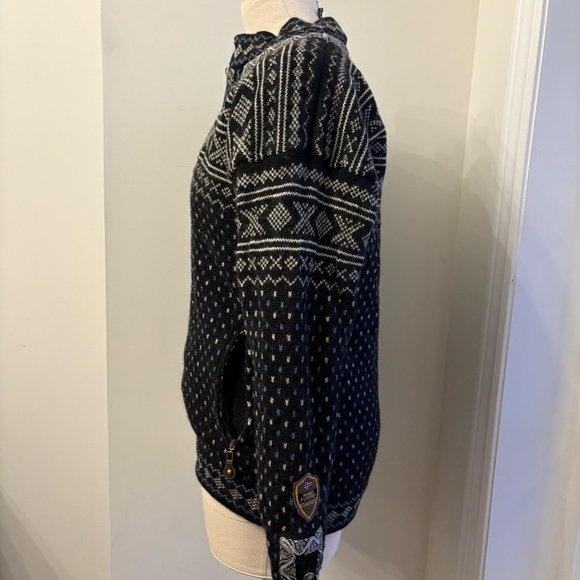Windfjord of Norway 100% Wool Sweater - Picture 2 of 6